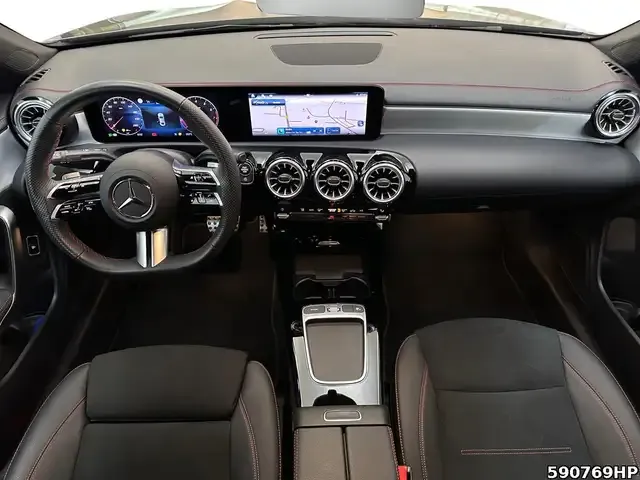 Mercedes-Benz CLA 220