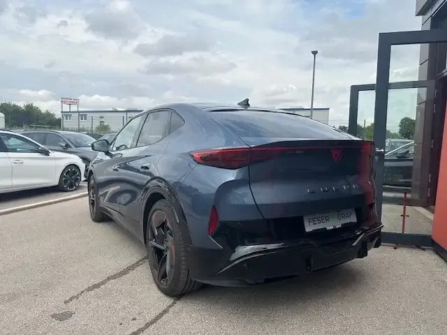 CUPRA Tavascan