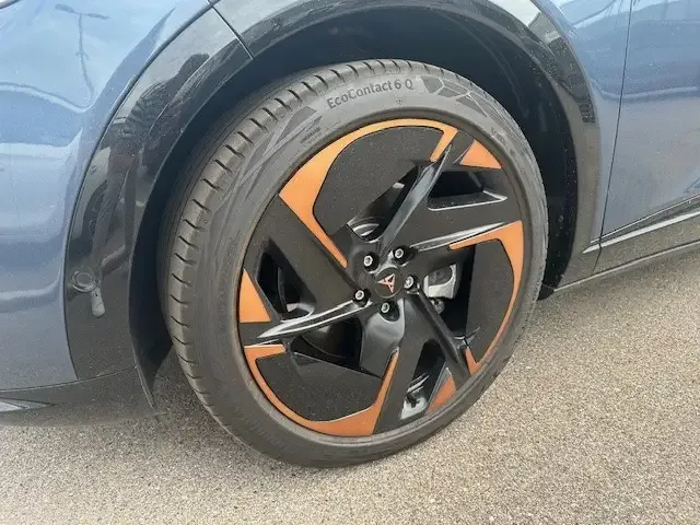CUPRA Tavascan