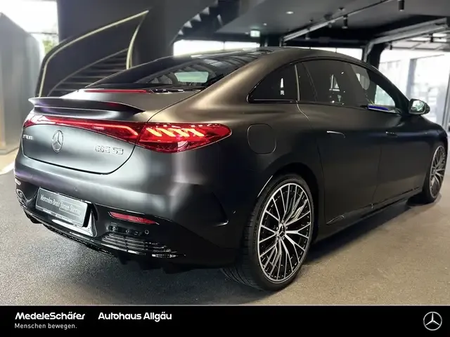 Mercedes-Benz EQE 53