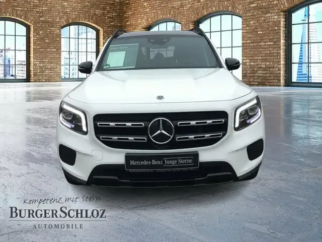 Mercedes-Benz GLB 200