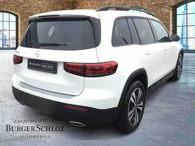 Mercedes-Benz GLB 200