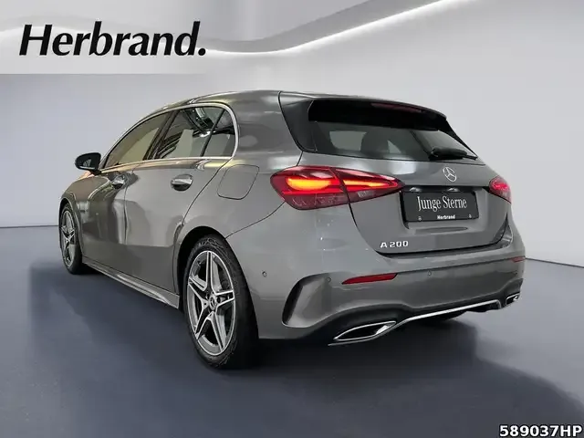 Mercedes-Benz A 200