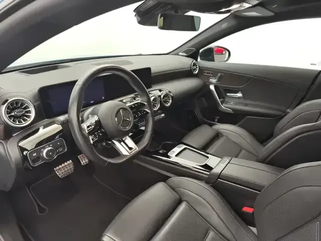 Mercedes-Benz CLA 35 AMG