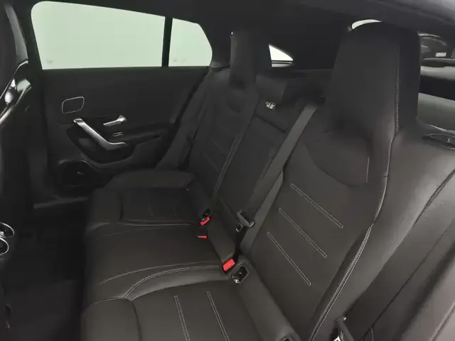 Mercedes-Benz CLA 35 AMG