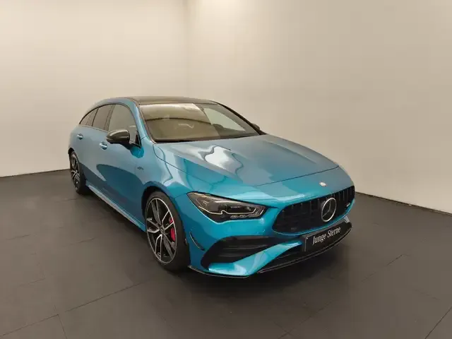 Mercedes-Benz CLA 35 AMG