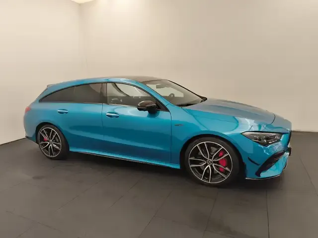 Mercedes-Benz CLA 35 AMG