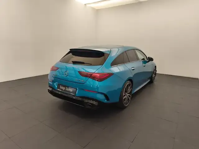 Mercedes-Benz CLA 35 AMG