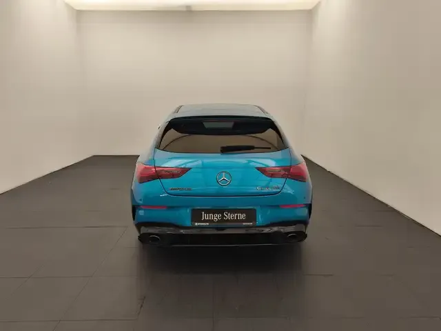 Mercedes-Benz CLA 35 AMG