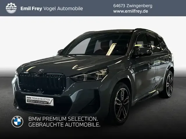 BMW iX1