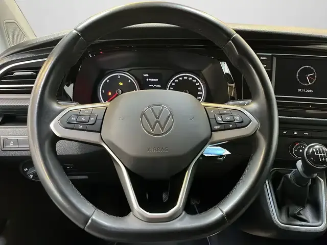 Volkswagen T6.1 Multivan