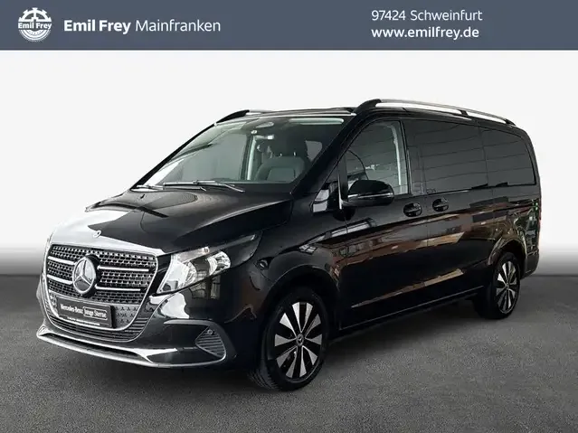 Mercedes-Benz V 220