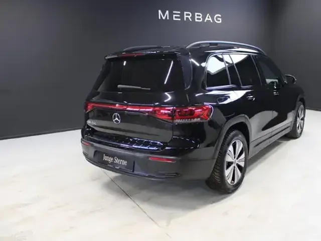 Mercedes-Benz EQB 250