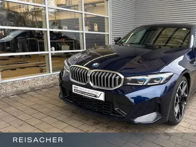 BMW 330