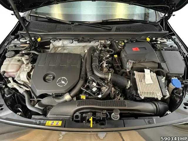 Mercedes-Benz CLA 200