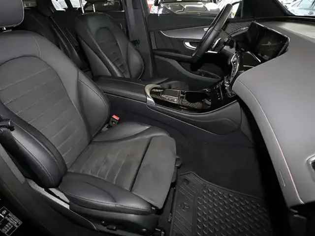 Mercedes-Benz EQC 400