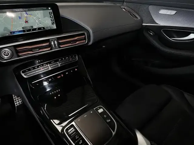 Mercedes-Benz EQC 400