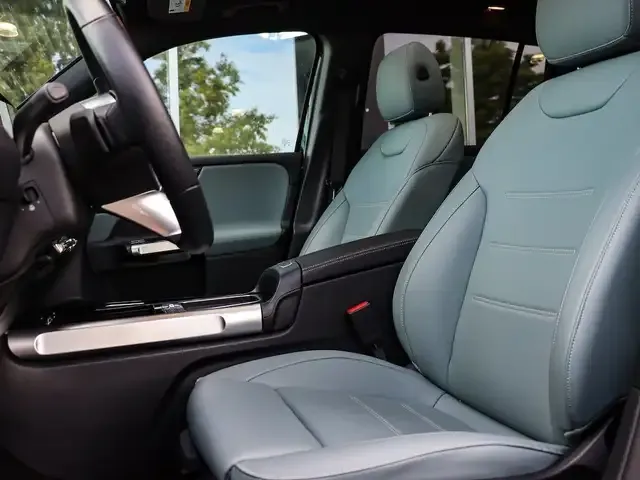 Mercedes-Benz EQB 300
