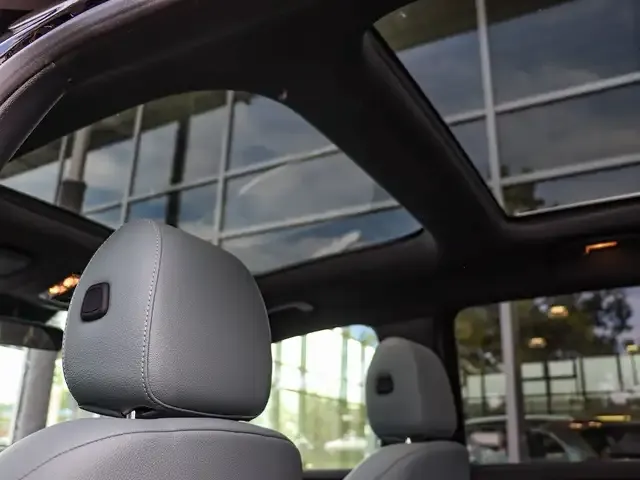 Mercedes-Benz EQB 300