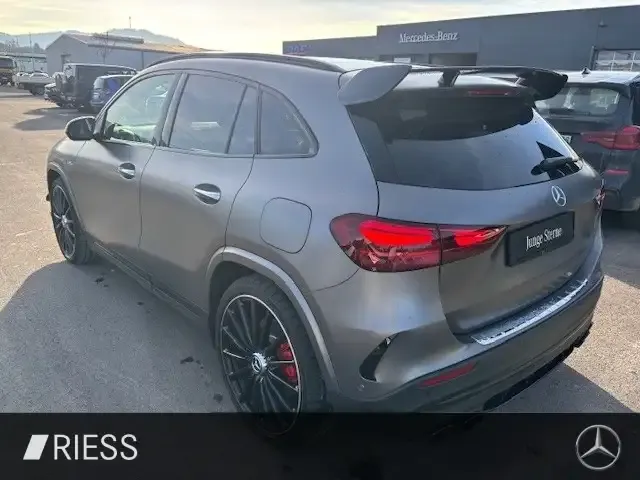 Mercedes-Benz GLA 45 AMG