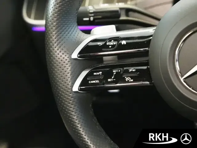 Mercedes-Benz CLE 200