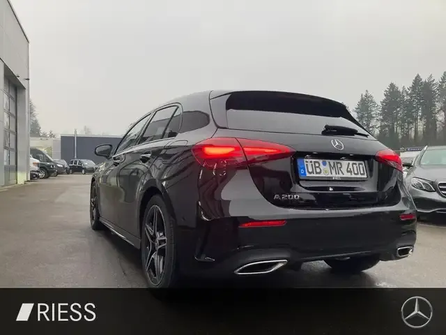 Mercedes-Benz A 200