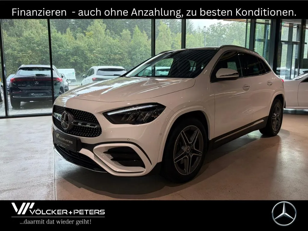 Mercedes-Benz GLA 220