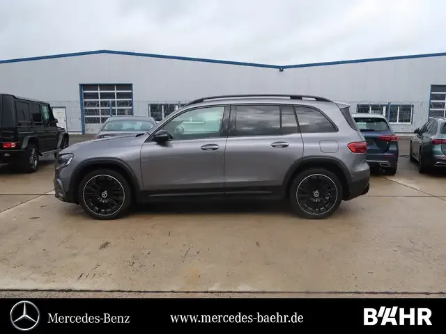 Mercedes-Benz GLB 200