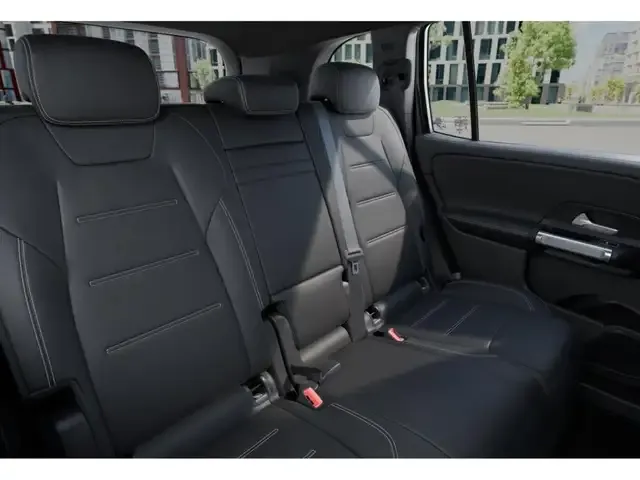 Mercedes-Benz EQB 300