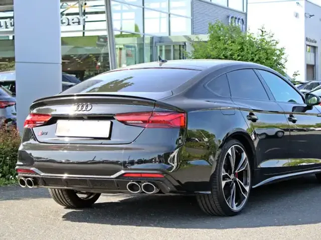 Audi S5