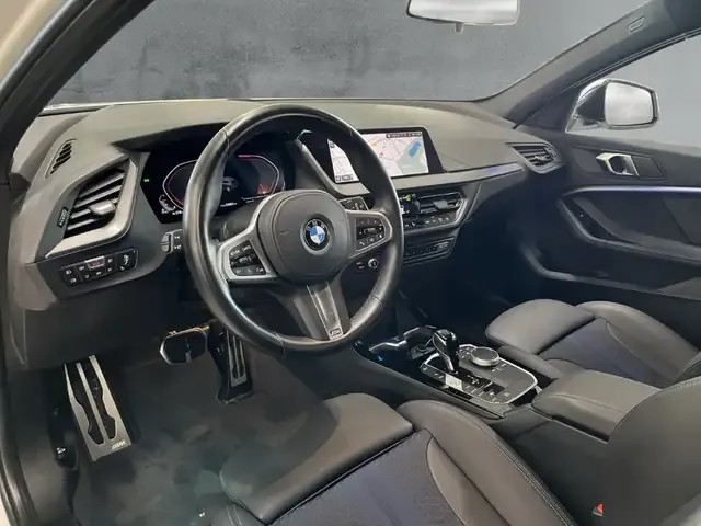 BMW 120