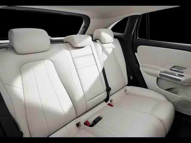 Mercedes-Benz EQA 300