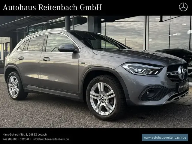 Mercedes-Benz GLA 250
