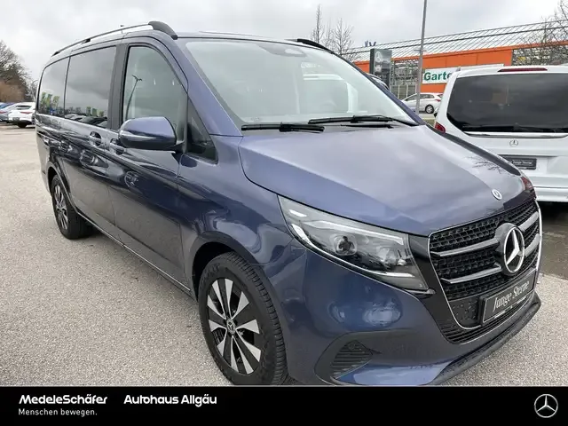 Mercedes-Benz V 250