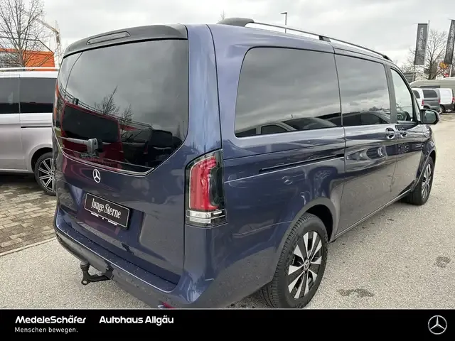 Mercedes-Benz V 250