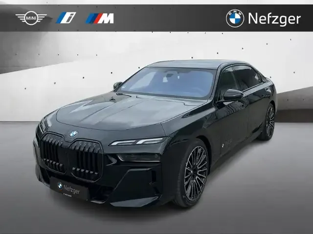 BMW 740