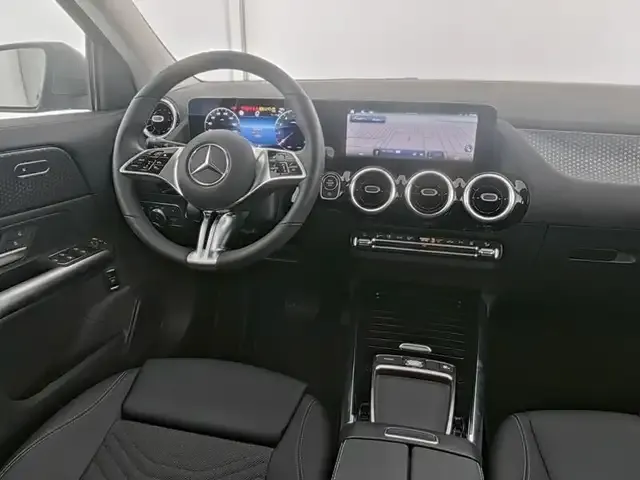 Mercedes-Benz GLA 180