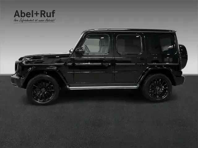 Mercedes-Benz G 400