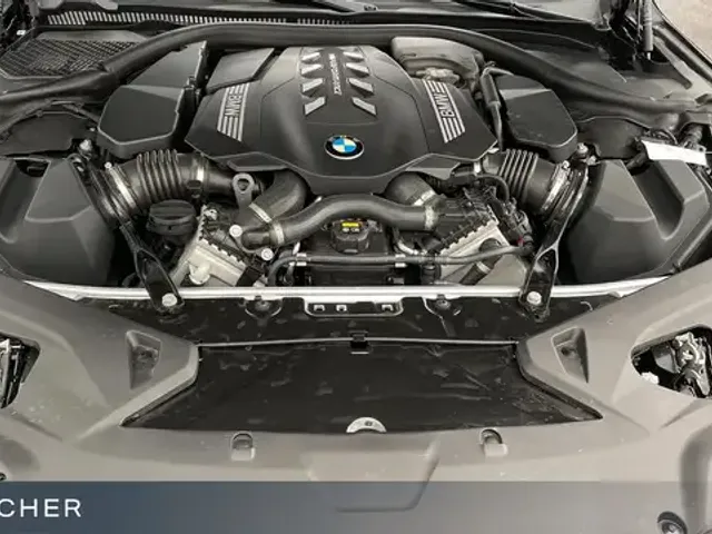 BMW M850