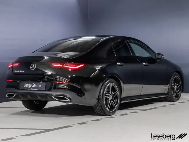 Mercedes-Benz CLA 200