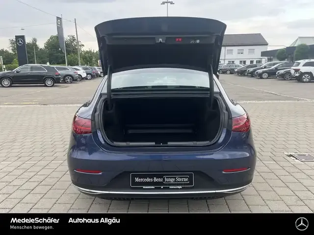 Mercedes-Benz EQE 300