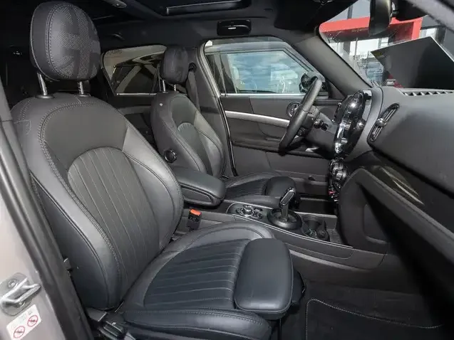 MINI Cooper D Countryman