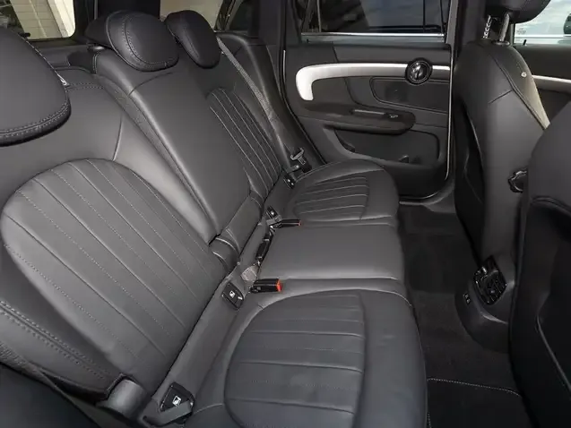 MINI Cooper D Countryman