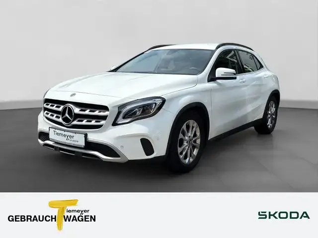 Mercedes-Benz GLA 180
