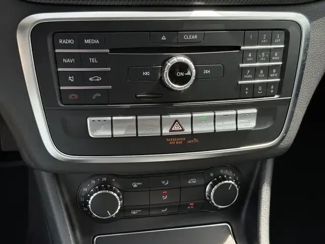 Mercedes-Benz GLA 180
