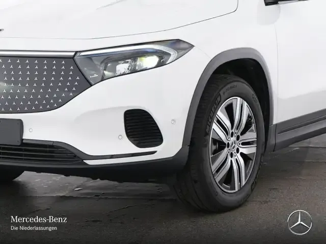 Mercedes-Benz EQA 300