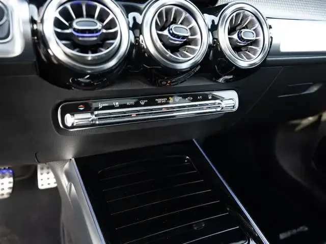 Mercedes-Benz EQB 250