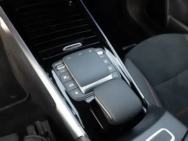 Mercedes-Benz EQB 250