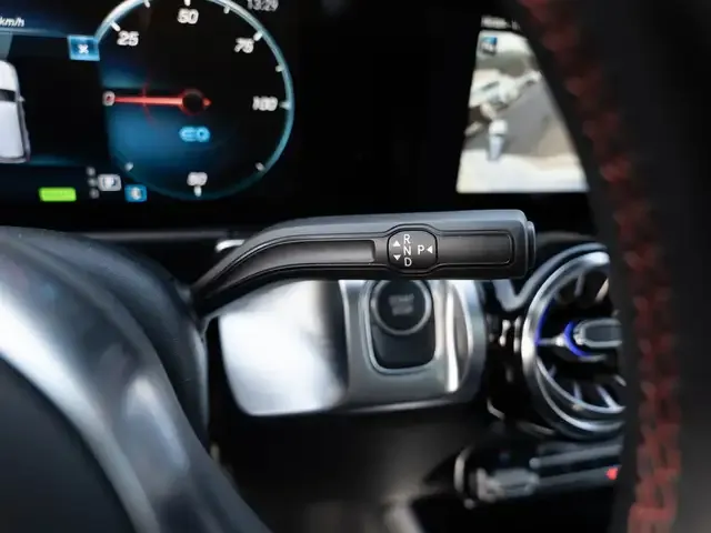 Mercedes-Benz EQB 250