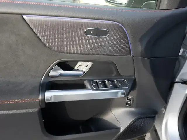 Mercedes-Benz EQB 250